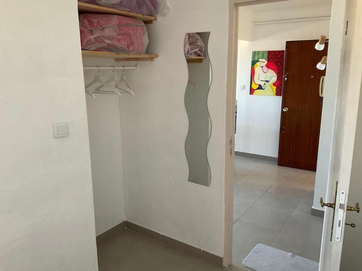 Grands Buffets Hebergement Chambre 나르본 외부 사진
